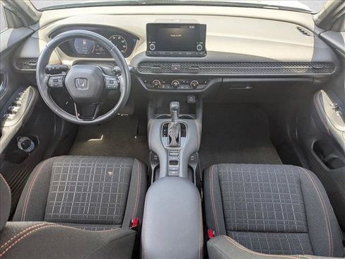 Used 2024 Honda HR-V Sport image 17
