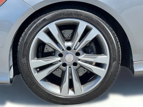 Used 2015 Mercedes-Benz E 350 4MATIC Sedan image 11