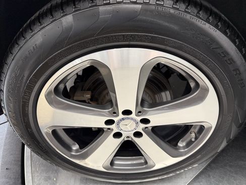 Used 2017 Mercedes-Benz GLC 300 4MATIC image 31