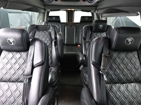 Used 2020 GMC Savana 2500 Extended w/ Enhanced Convenience Package RWD image 17