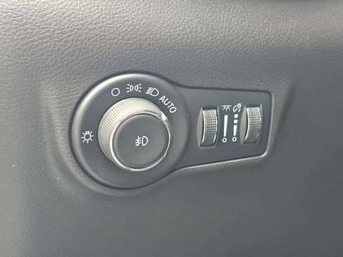 Used 2024 Jeep Compass Limited AWD/4WD image 25