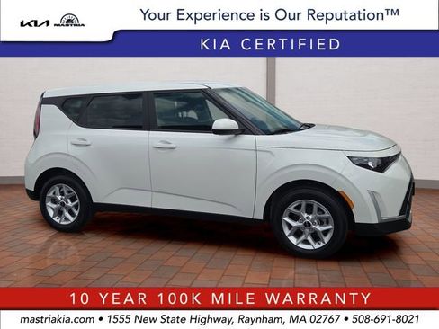 Certified 2025 Kia Soul LX FWD image 1