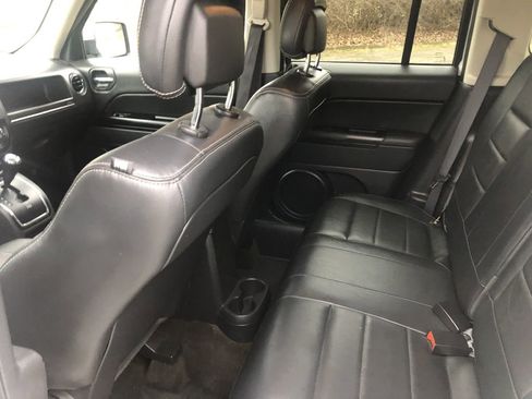 Used 2017 Jeep Patriot High Altitude image 18