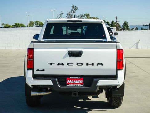New 2026 Toyota Tacoma TRD Off-Road AWD/4WD image 3