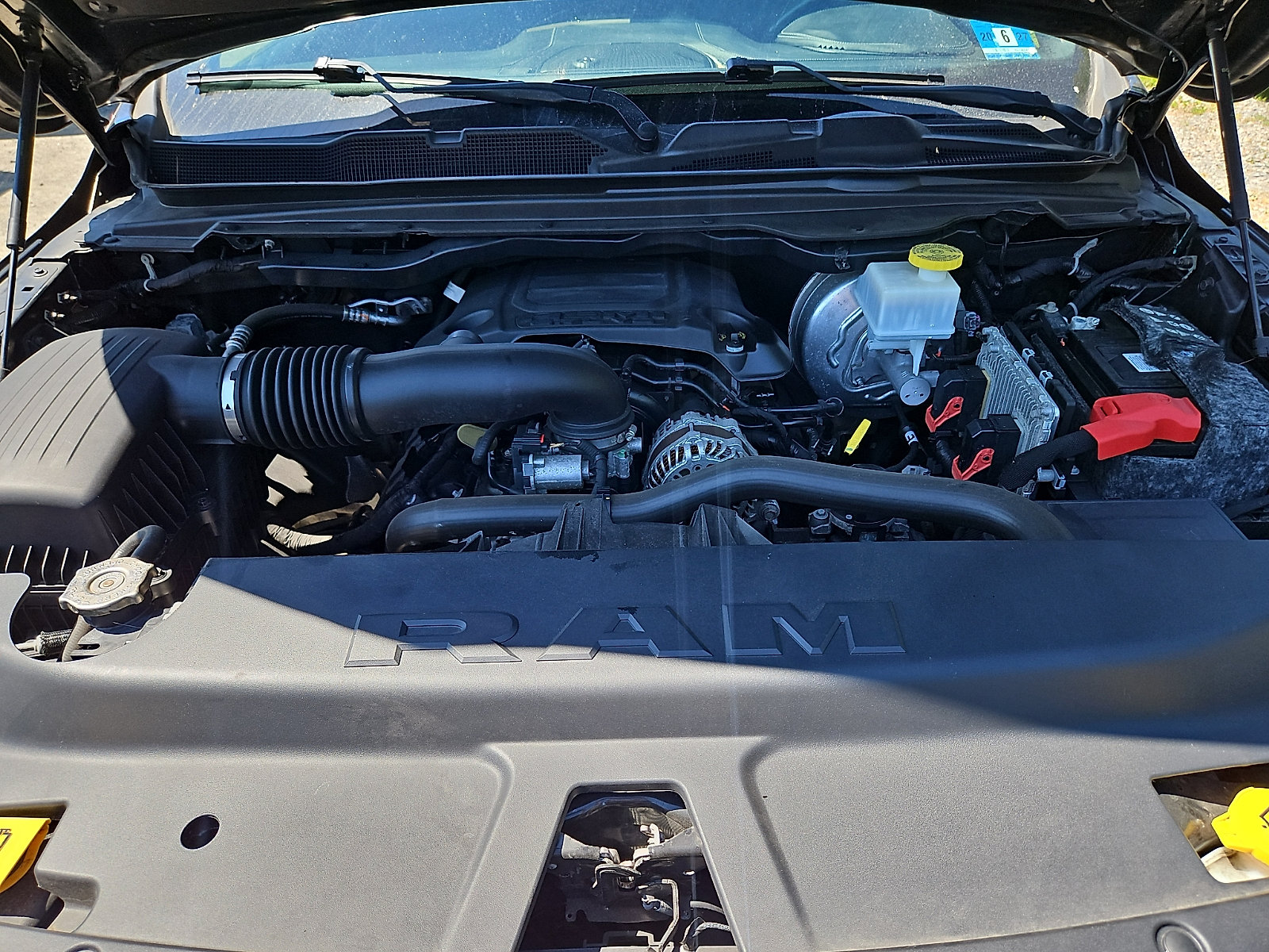 Used 2020 RAM 1500 Limited AWD/4WD image 32
