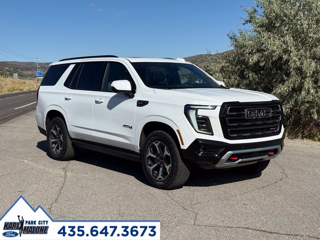 Used 2025 GMC Yukon AT4 w/ AT4 Premium Plus Package AWD/4WD image 7