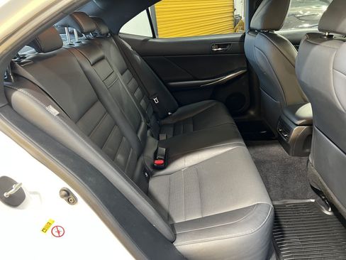 Used 2016 Lexus IS 200t RWD image 16