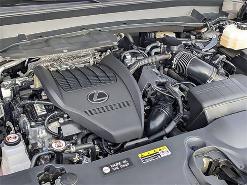 Used 2024 Lexus TX 500h AWD w/ Technology Package image 32