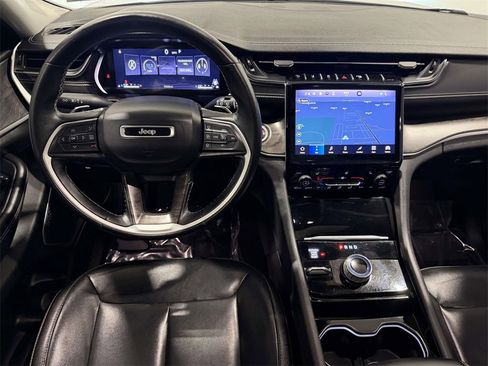 Certified 2022 Jeep Grand Cherokee L Limited image 17