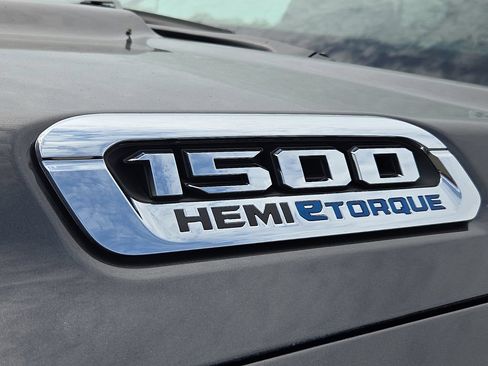 Certified 2024 RAM 1500 Big Horn AWD/4WD image 33