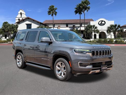 Used 2022 Jeep Wagoneer Series II AWD/4WD image 1