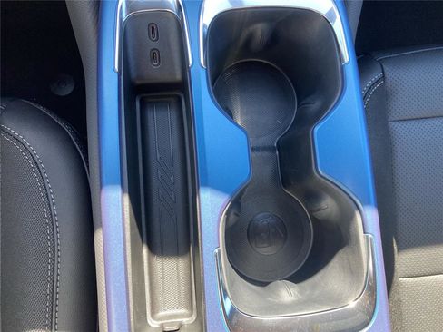 New 2026 Chevrolet Equinox EV LT image 15