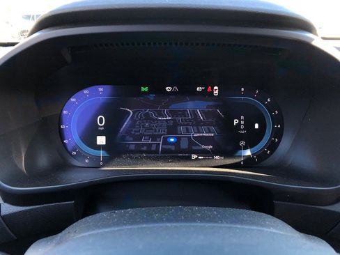 Used 2023 Volvo XC40 B5 Plus w/ Driver Assist Package image 21