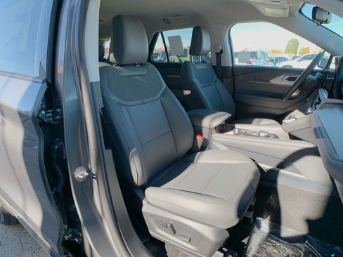 New 2026 Ford Explorer Active w/ Active Comfort Package image 46