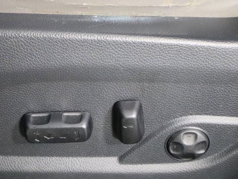 Used 2014 Hyundai Santa Fe Sport 2.0T w/ Technology Package 05 image 24