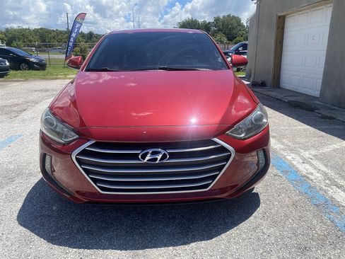 Used 2017 Hyundai Elantra Value Edition FWD image 2