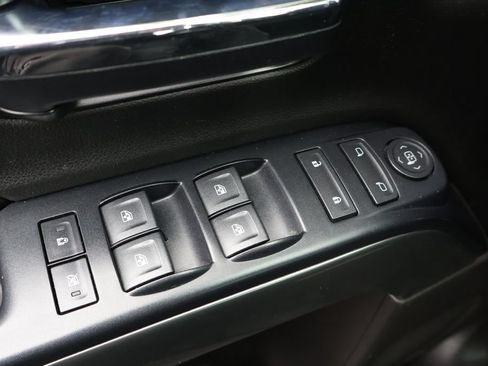 Certified 2018 Chevrolet Silverado 1500 LT w/ All Star Edition AWD/4WD image 38