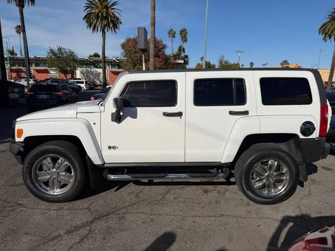 Used 2007 HUMMER H3 image 11