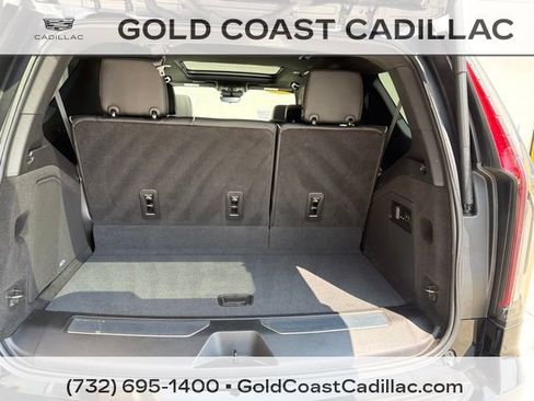 Used 2023 Cadillac Escalade Premium Luxury AWD/4WD image 14