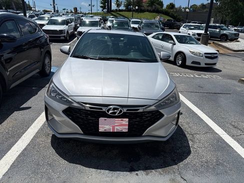 Used 2019 Hyundai Elantra Sport w/ Cargo Package FWD image 2
