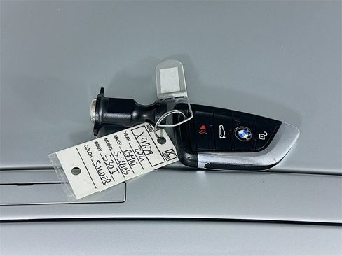 Used 2021 BMW 530i w/ Convenience Package image 34