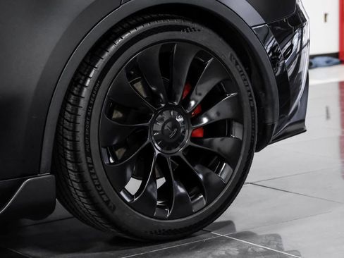 Used 2022 Tesla Model Y Performance AWD/4WD image 56