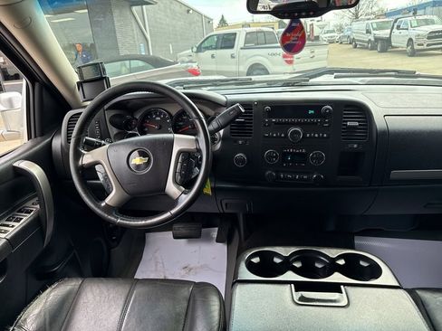 Used 2013 Chevrolet Silverado 2500 LT w/ Interior Plus Package image 7