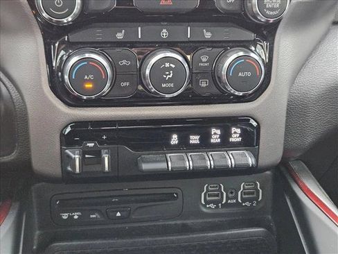 Used 2019 RAM 1500 Rebel w/ Rebel Level 2 Equipment Group AWD/4WD image 13