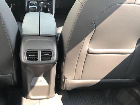 Used 2026 Buick Envision Preferred AWD/4WD image 19
