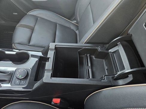 Used 2022 Chevrolet Blazer Premier w/ Enhanced Convenience Package image 30