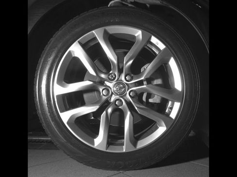 Used 2014 Nissan 370Z Touring w/ Navigation Package RWD image 23