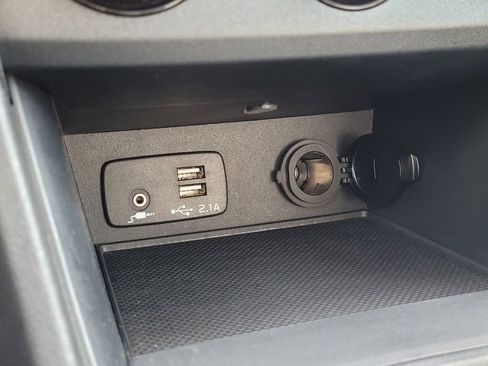 Used 2021 Subaru Crosstrek 2.0i Premium image 25