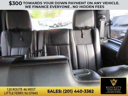 Used 2016 Lincoln Navigator Reserve image 37