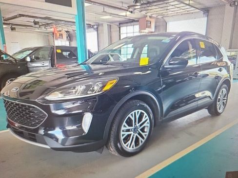 Used 2020 Ford Escape SEL AWD/4WD image 2