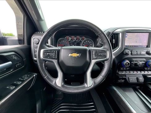 Used 2022 Chevrolet Silverado 2500 LTZ w/ LTZ Convenience Package II AWD/4WD image 17