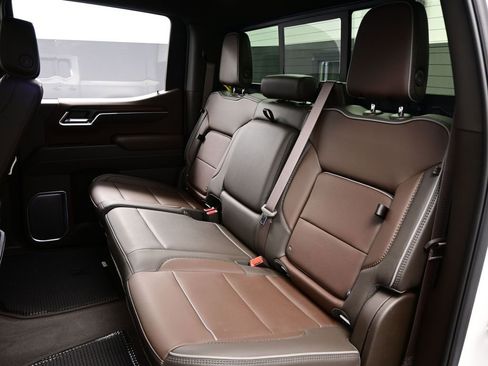 Used 2024 GMC Sierra 1500 Denali image 37