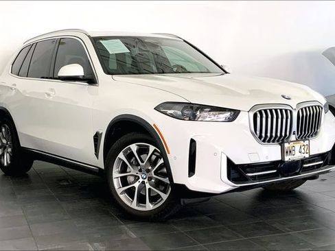 Certified 2024 BMW X5 sDrive40i w/ Parking Assistance Package RWD image 2