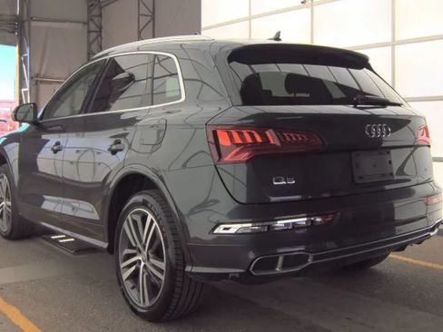 Used 2020 Audi Q5 e Premium Plus w/ Premium Plus Package AWD/4WD image 4