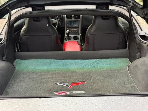 Used 2006 Chevrolet Corvette Z06 w/ Preferred Equipment Group RWD image 9
