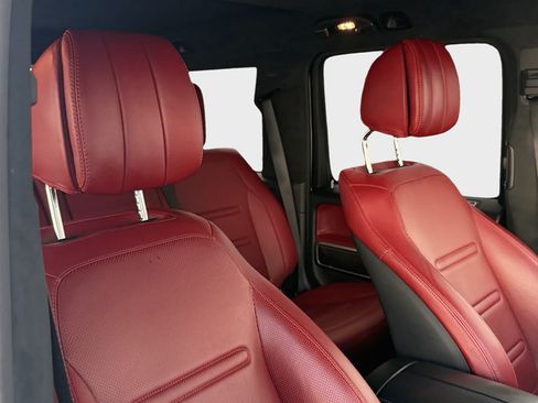 Used 2021 Mercedes-Benz G 550 image 13