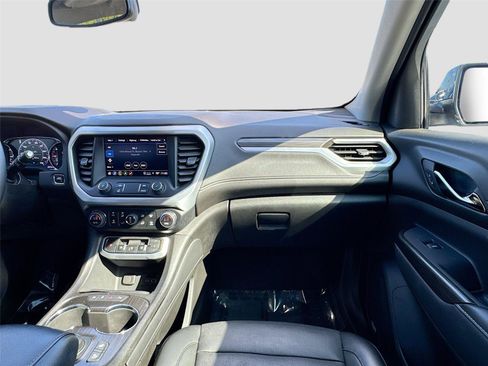 Used 2023 GMC Acadia SLT w/ Technology Package image 21