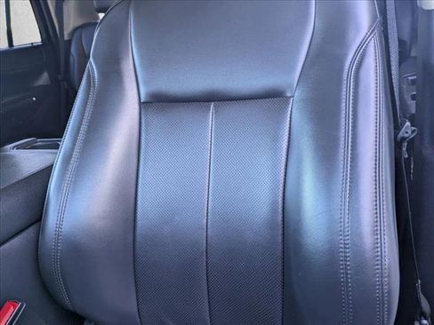 Used 2022 Ford Expedition XLT image 11