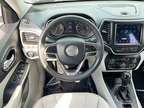 Certified 2022 Jeep Cherokee Latitude Lux image 21