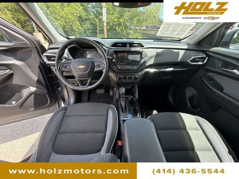 Used 2022 Chevrolet TrailBlazer LT w/ Convenience Package AWD/4WD image 19