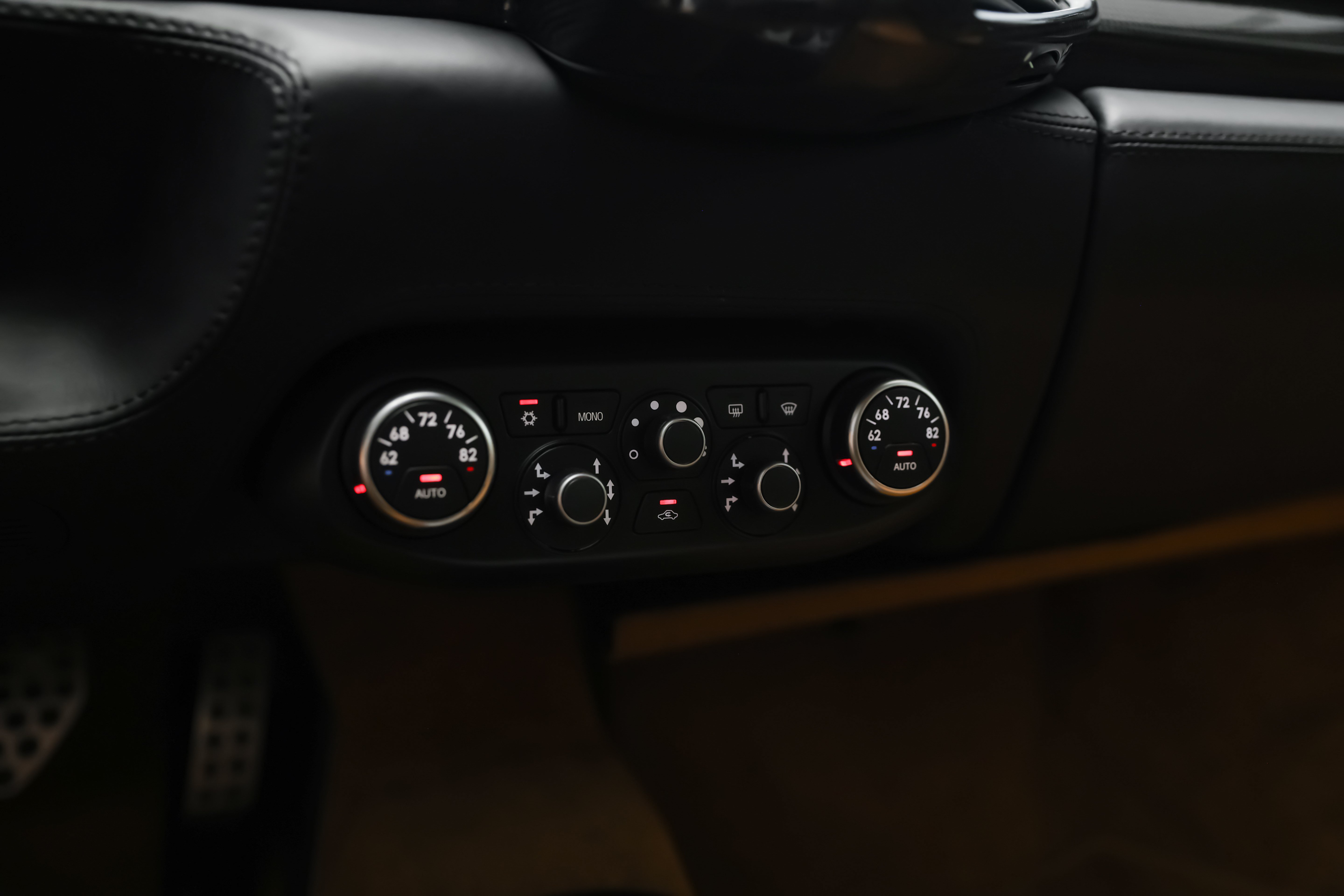 Used 2010 Ferrari 458 Italia Coupe RWD image 25