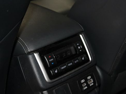 Used 2023 Subaru Ascent Limited w/ Technology Package AWD/4WD image 35