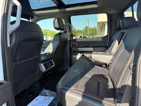 Used 2026 Ford F350 Lariat w/ Black Appearance Package AWD/4WD image 17
