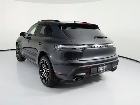 Certified 2026 Porsche Macan AWD/4WD image 8