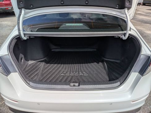 Used 2024 Honda Accord Touring image 27