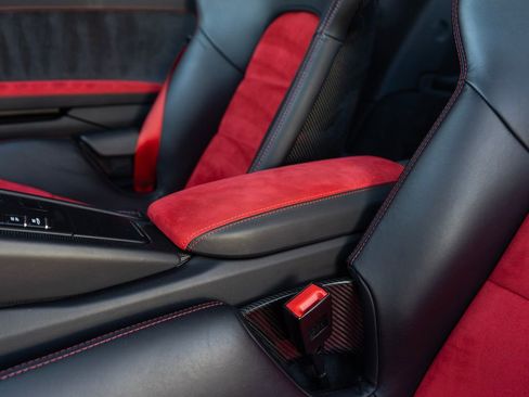 Certified 2018 Porsche 911 GT2 RS RWD image 26
